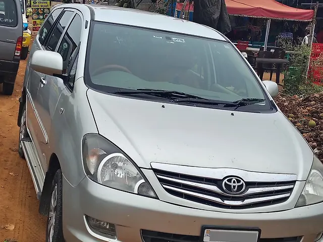 Used 2011 Toyota Innova [2009-2012] 2.5 VX 8 STR BS-IV for sale in ...