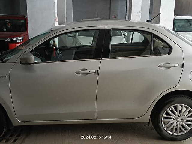 Second Hand Maruti Suzuki Dzire [2017-2020] ZXi AMT in Ahmedabad