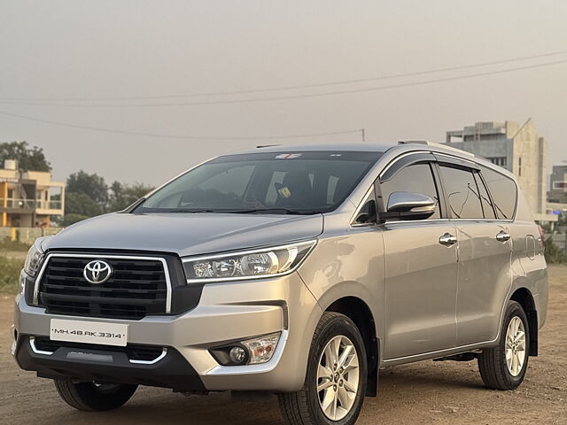 Second Hand Toyota Innova Crysta [2016-2020] 2.4 G 7 STR [2016-2017] in Nashik