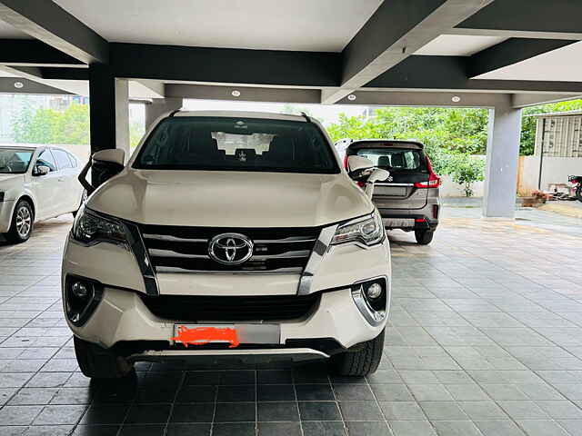 Second Hand Toyota Fortuner [2016-2021] 2.8 4x2 MT [2016-2020] in Rajahumundry