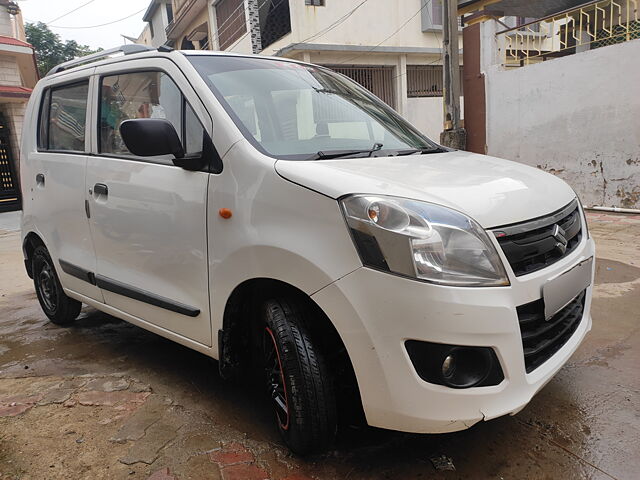 Second Hand Maruti Suzuki Wagon R 1.0 [2014-2019] LXI in Ahmedabad