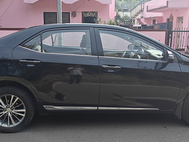 Second Hand Toyota Corolla Altis [2014-2017] VL AT Petrol in Pune