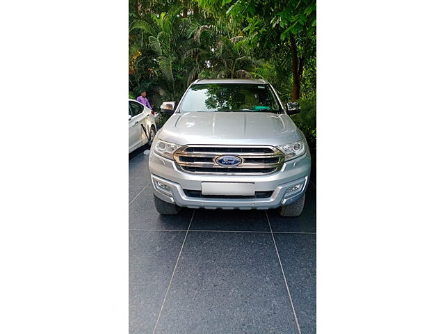 Second Hand Ford Endeavour [2016-2019] Titanium 3.2 4x4 AT in Ahmedabad