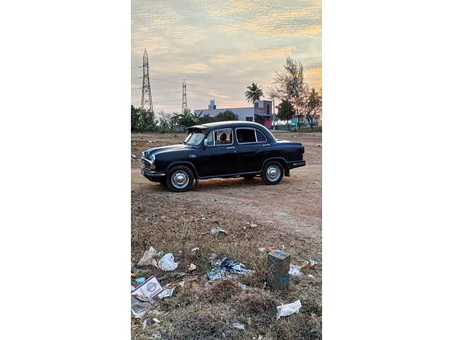 Second Hand Hindustan Motors Ambassador Grand 2000 DSZ in Chennai