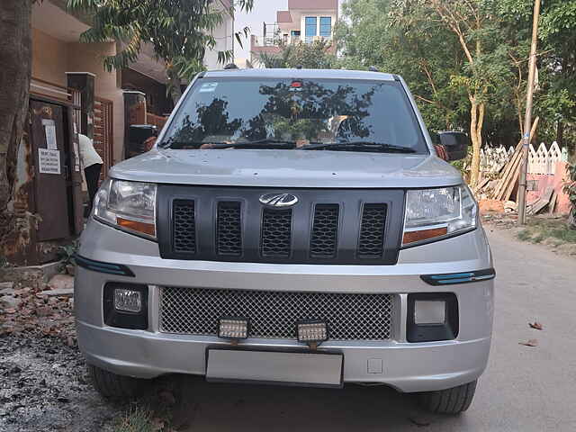 Second Hand Mahindra TUV300 [2015-2019] T4 Plus in Greater Noida