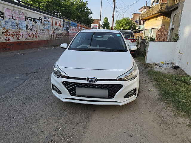 Second Hand Hyundai Elite i20 [2018-2019] Sportz 1.2 in Azamgarh