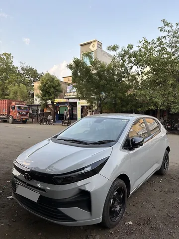 Second Hand Tata Altroz Creative S Petrol 1.2L Automatic (AMT) in Bhilwara Second Hand Tata Altroz Creative S Petrol 1.2L Automatic (AMT) in Bhilwara
