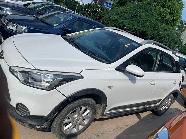 Second Hand Hyundai i20 Active [2015-2018] 1.2 Base in Delhi