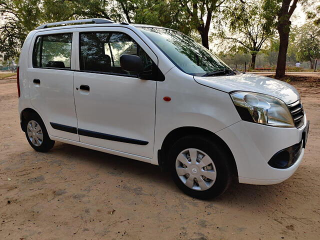 Second Hand Maruti Suzuki Wagon R 1.0 [2010-2013] LXi in Surendranagar