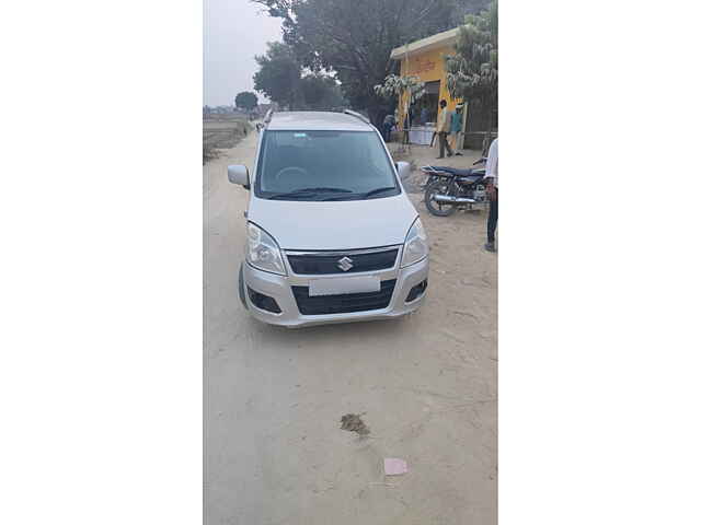 Second Hand Maruti Suzuki Wagon R 1.0 [2014-2019] VXI in Mainpuri