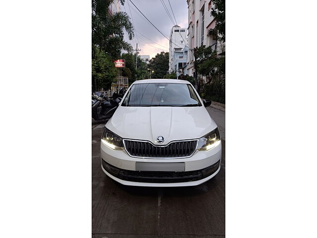 Second Hand Skoda Rapid Ambition 1.5 TDI AT in Hyderabad