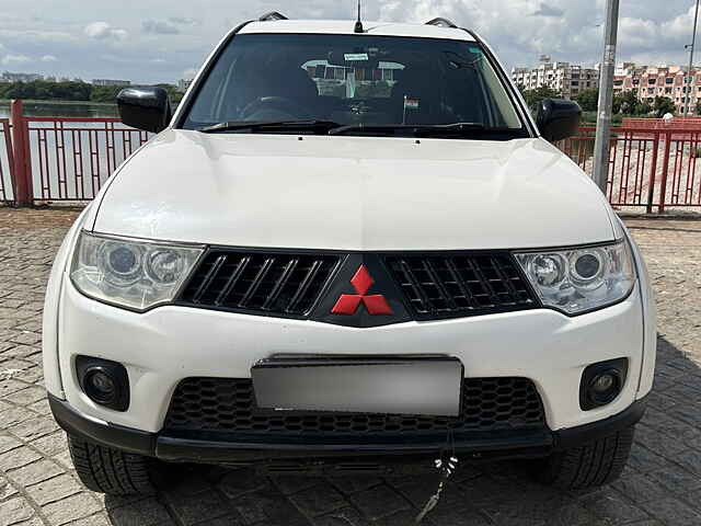 Second Hand Mitsubishi Pajero Sport 2.5 MT in Hyderabad