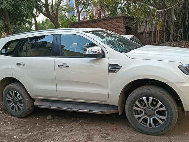 Second Hand Ford Endeavour Titanium Plus 2.0 4x4 AT in Patna