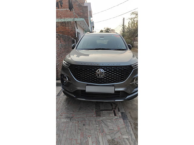 Second Hand MG Hector Plus [2020-2023] Sharp 2.0 Diesel Turbo MT 6-STR in Shahjahanpur