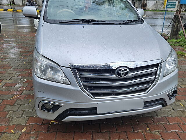 Second Hand Toyota Innova [2013-2014] 2.5 G 8 STR BS-III in Pathankot