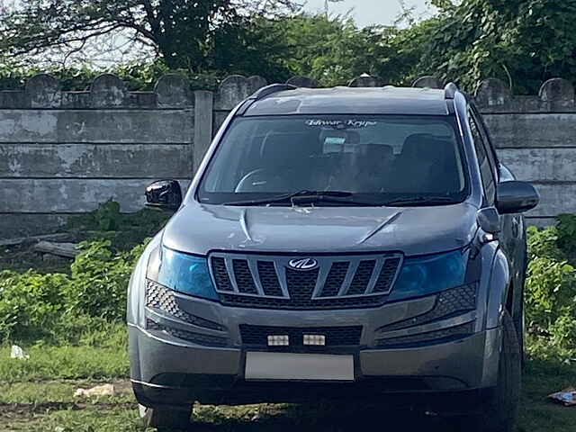 Second Hand Mahindra XUV500 [2011-2015] W6 in Rajkot