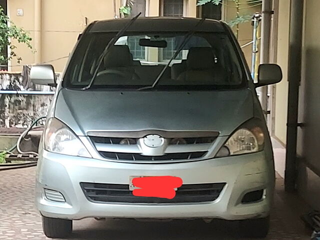 Second Hand Toyota Innova [2005-2009] 2.5 G4 8 STR in Visakhapatnam