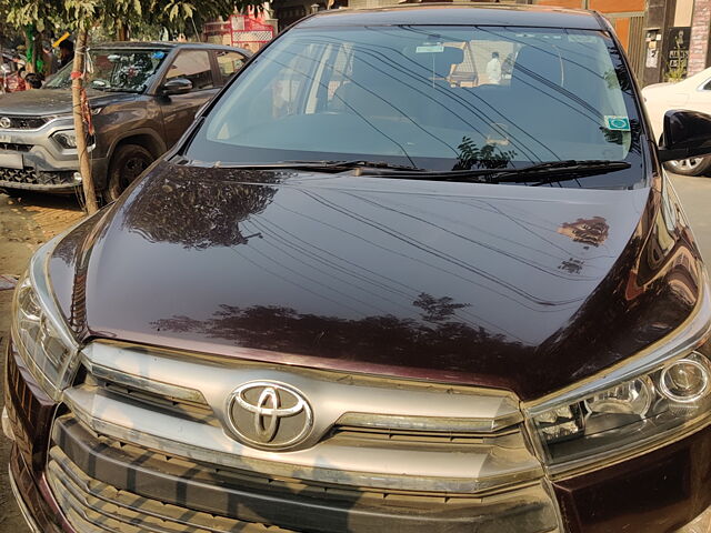 Second Hand Toyota Innova Crysta [2016-2020] 2.4 V Diesel in Noida