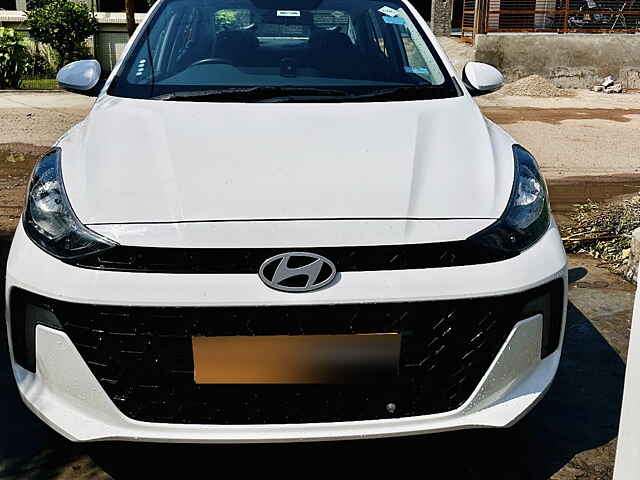 Second Hand Hyundai Aura SX 1.2 CNG in Chandigarh