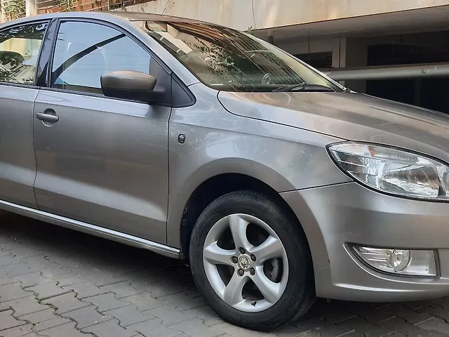 Second Hand Skoda Rapid [2011-2014] Elegance 1.6 TDI CR MT in Bangalore