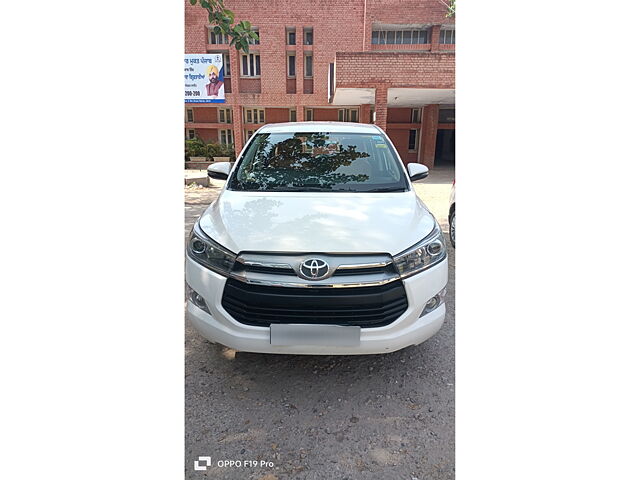 Second Hand Toyota Innova Crysta [2016-2020] 2.4 V Diesel in Noida