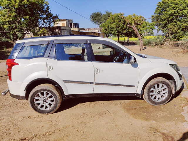 Second Hand Mahindra XUV500 [2015-2018] W10 AT in Jaipur