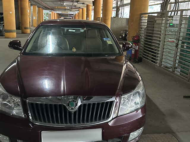 Second Hand Skoda Laura Ambition 2.0 TDI CR AT in Mumbai