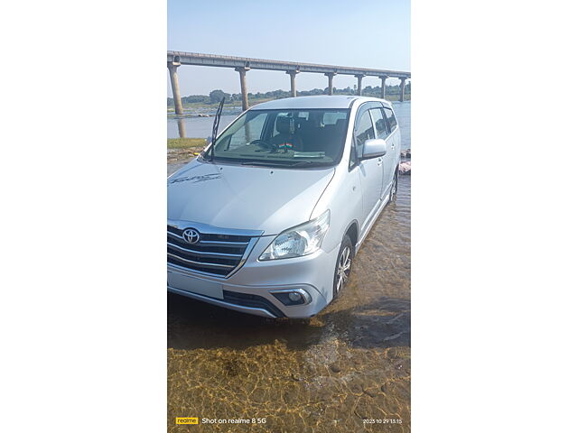 Second Hand Toyota Innova [2013-2014] 2.5 G 8 STR BS-III in Shahdol