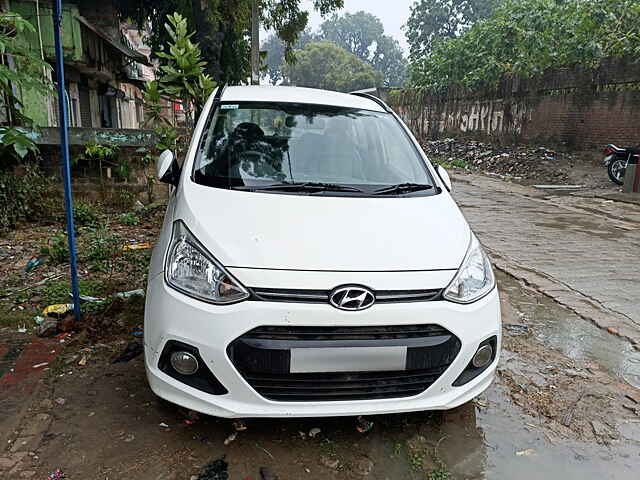 Second Hand Hyundai Grand i10 [2013-2017] Sportz 1.1 CRDi [2016-2017] in Allahabad