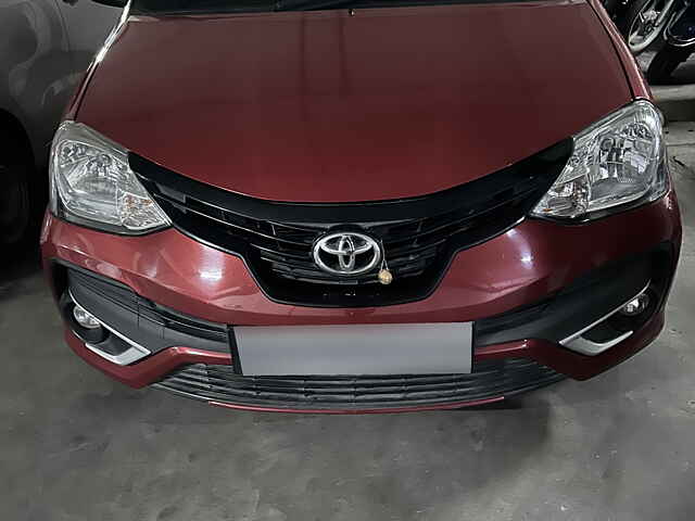 Second Hand Toyota Etios Liva V Dual Tone in Nellore