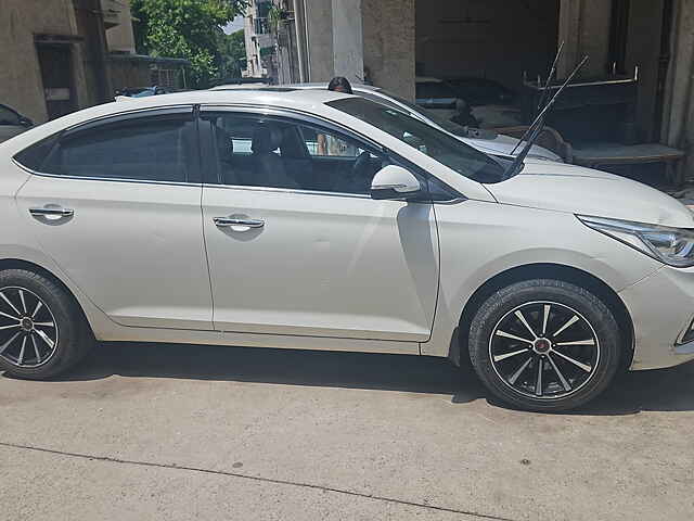 Second Hand Hyundai Verna [2017-2020] SX (O) 1.6 CRDi  AT in Delhi