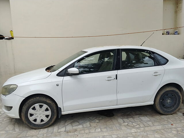 Second Hand Skoda Rapid [2011-2014] Active 1.6 TDI CR MT in Ahmedabad