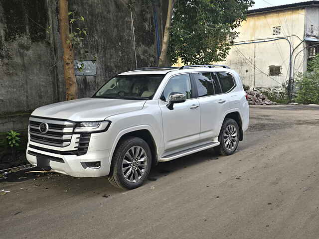 Second Hand Toyota Land Cruiser ZX Diesel in Jaipur