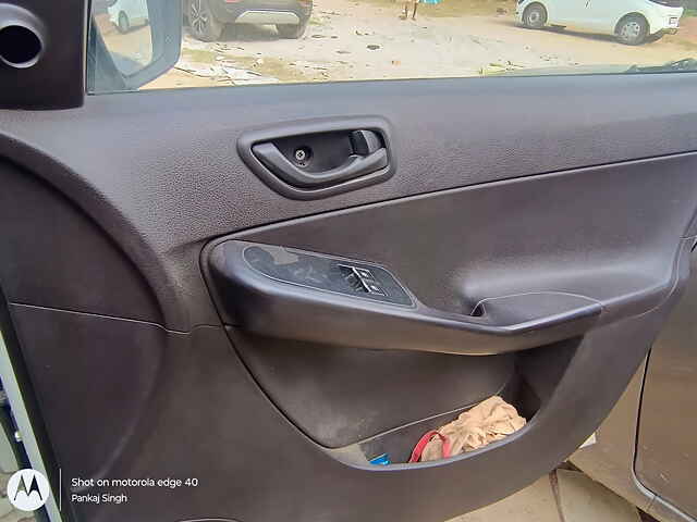 Second Hand Tata Zest XE 75 PS Diesel in Gonda