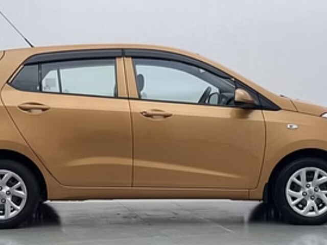 Second Hand Hyundai Grand i10 Sportz (O) 1.2 Kappa VTVT [2017-2018] in Bangalore