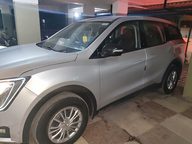 Second Hand Mahindra XUV700 AX 3 Diesel MT 7 STR [2021] in Valsad