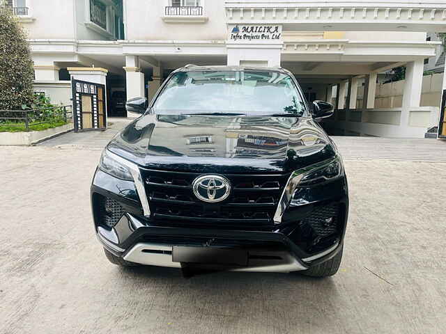 Second Hand Toyota Fortuner 4X2 AT 2.8 Diesel in Hyderabad