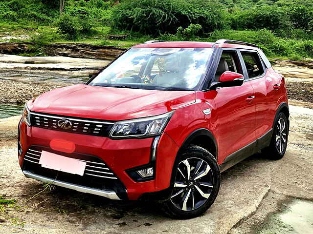 Second Hand Mahindra XUV300 [2019-2024] 1.5 W8 (O) AMT [2019-2020] in Bhuj