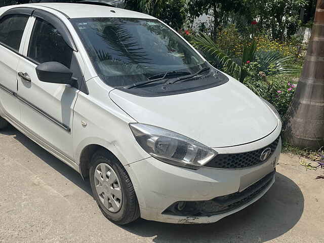 Second Hand Tata Tiago [2016-2020] Revotorq XE in Meerut