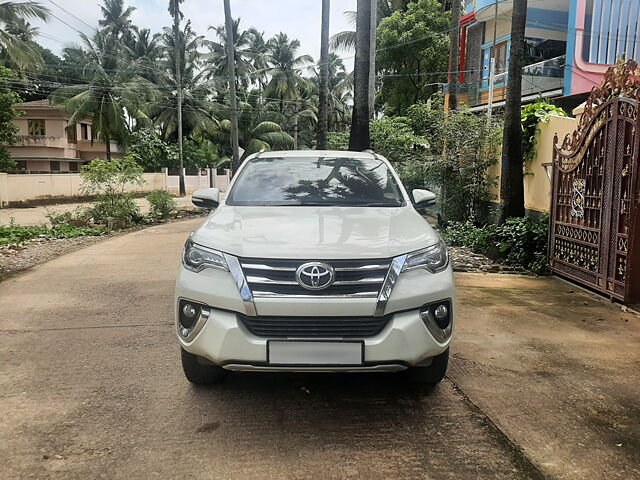 Second Hand Toyota Fortuner [2016-2021] 2.8 4x2 AT [2016-2020] in Bangalore