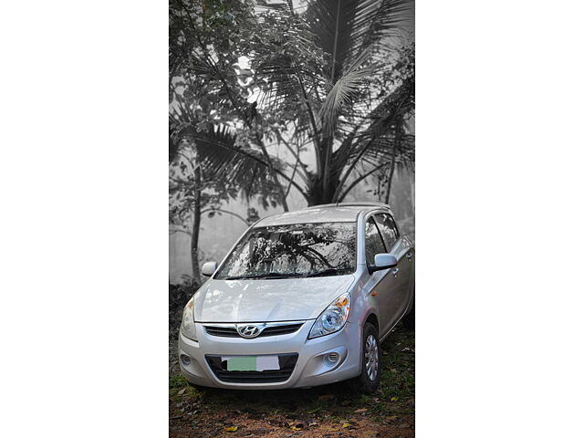 Second Hand Hyundai i20 [2010-2012] Magna 1.4 CRDI in Thodupuzha