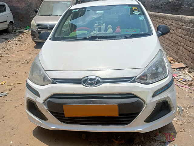 Second Hand Hyundai Xcent E in Delhi