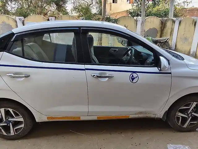 Second Hand Hyundai Aura Corporate CNG Manual in Firozabad