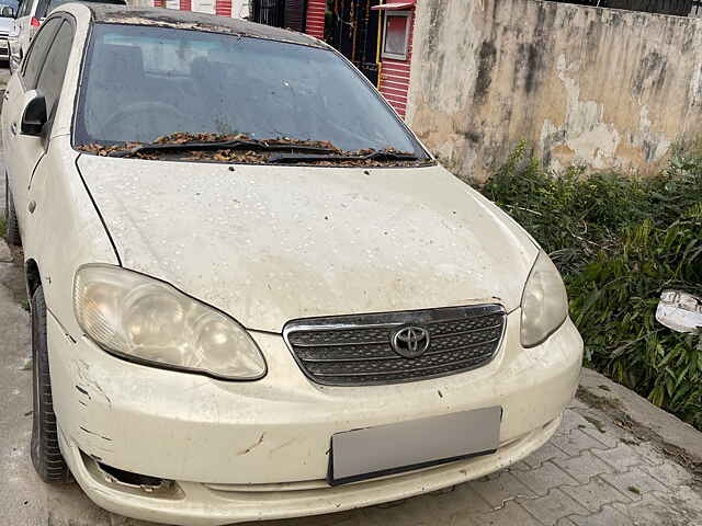 Second Hand Toyota Corolla HE 1.8J in Mainpuri