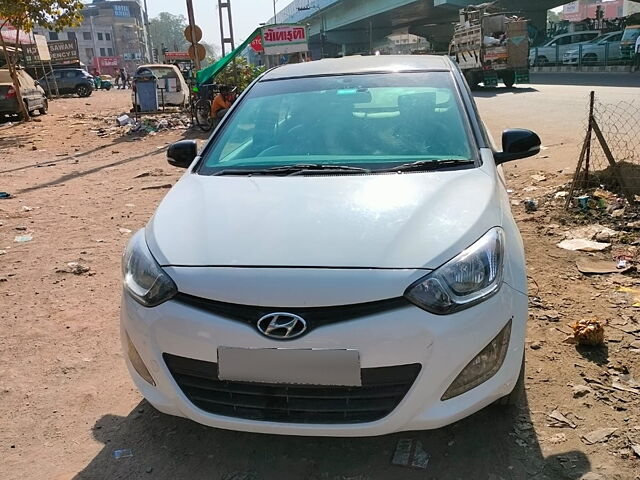 Second Hand Hyundai i20 [2012-2014] Sportz 1.4 CRDI in Gandhinagar