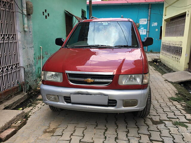 Second Hand Chevrolet Tavera B1 10-Seater - BS III in Etawah