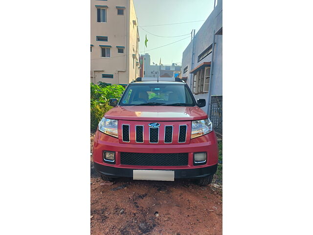 Second Hand Mahindra TUV300 [2015-2019] T8 AMT in Davanagere