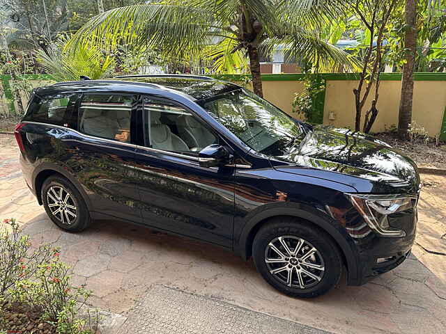 Second Hand Mahindra XUV700 AX5 Diesel MT 7 STR in Pune