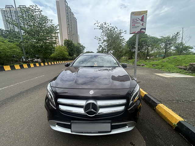 Second Hand Mercedes-Benz 200 Diesel in Navi Mumbai