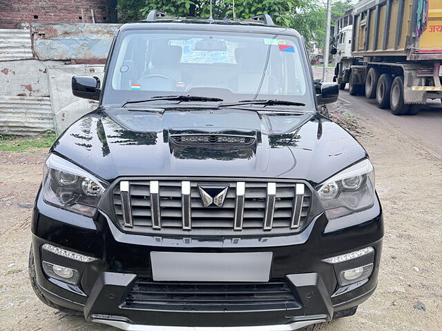 Second Hand Mahindra Scorpio S11 MT 7S in Rae Bareli